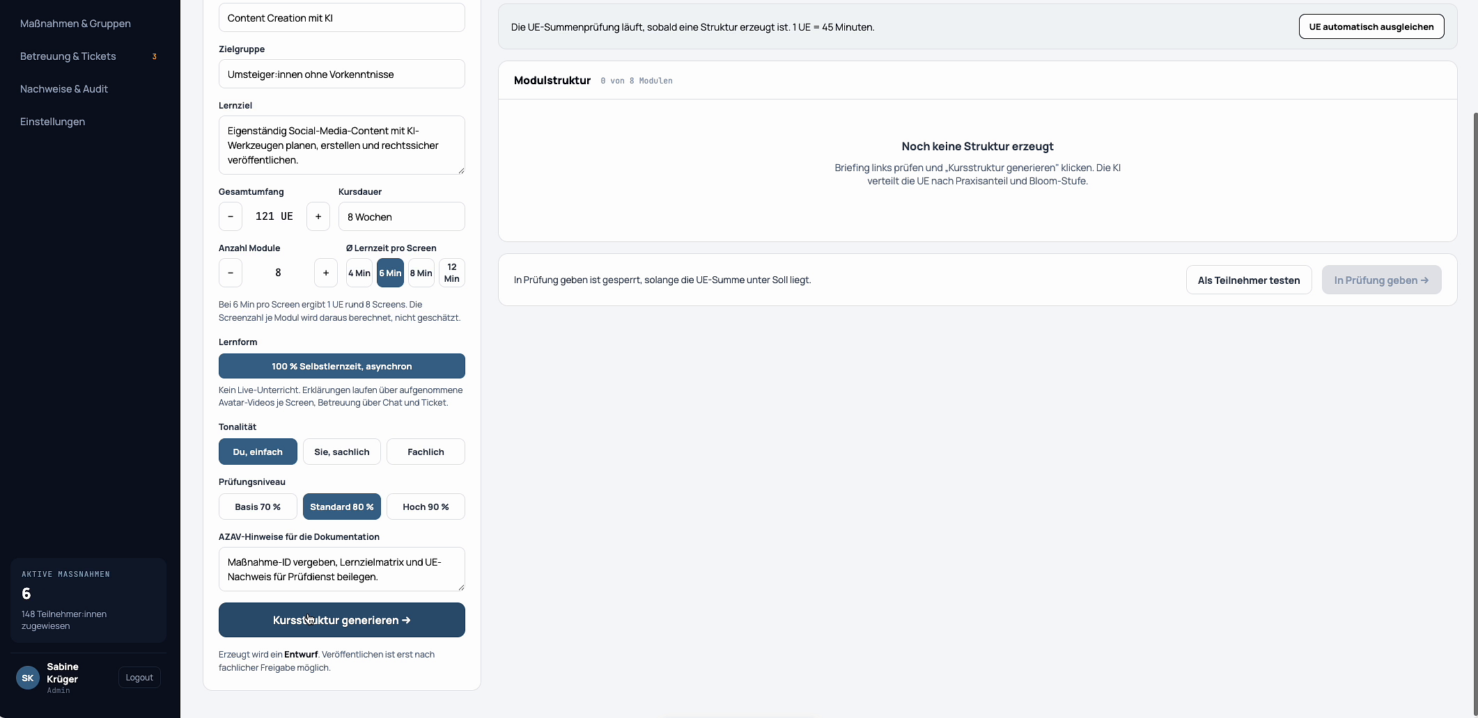 Course generator with a prominent “Kursstruktur generieren” button
